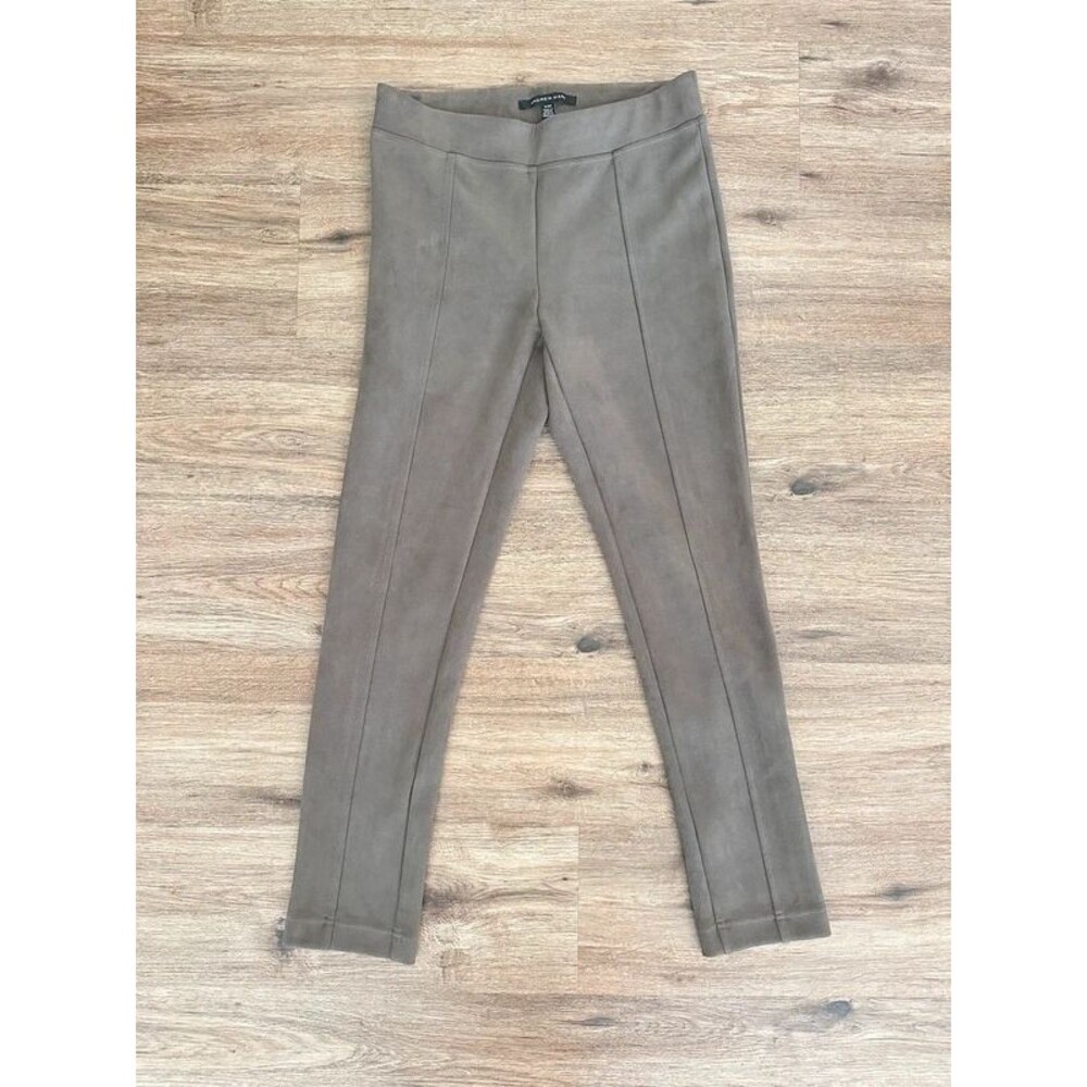Gorgeous Faux Suede Taupe Brown Andrew Marc Pants Size Small